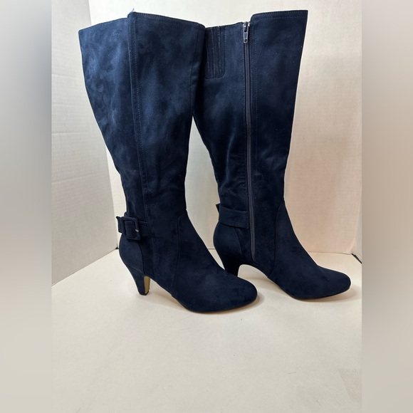 Bella Vita Women’s 10W Blue Suede Boots - Picture 1 of 8